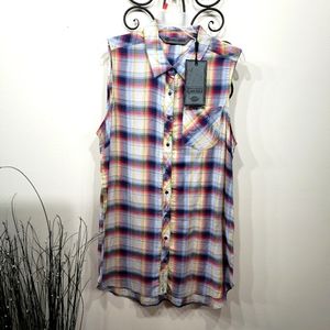 Harley Davidson NWT Womens, sz. Medium, sleeveless, button up, xtra long shirt